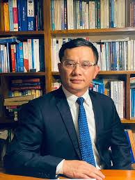 Nguyễn Tiến Vinh - CEO & Quản lý nội dung SHBET